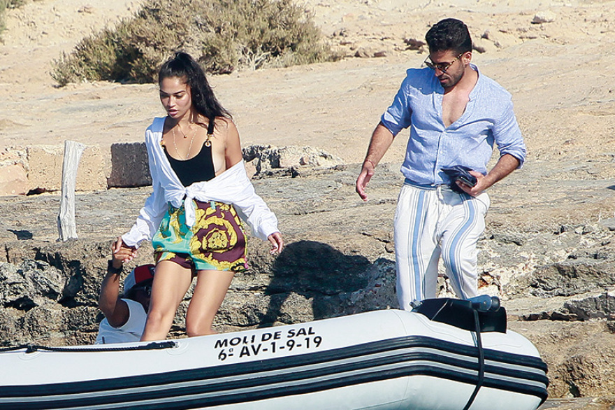 Top Models εν πλω: Viva la vida!