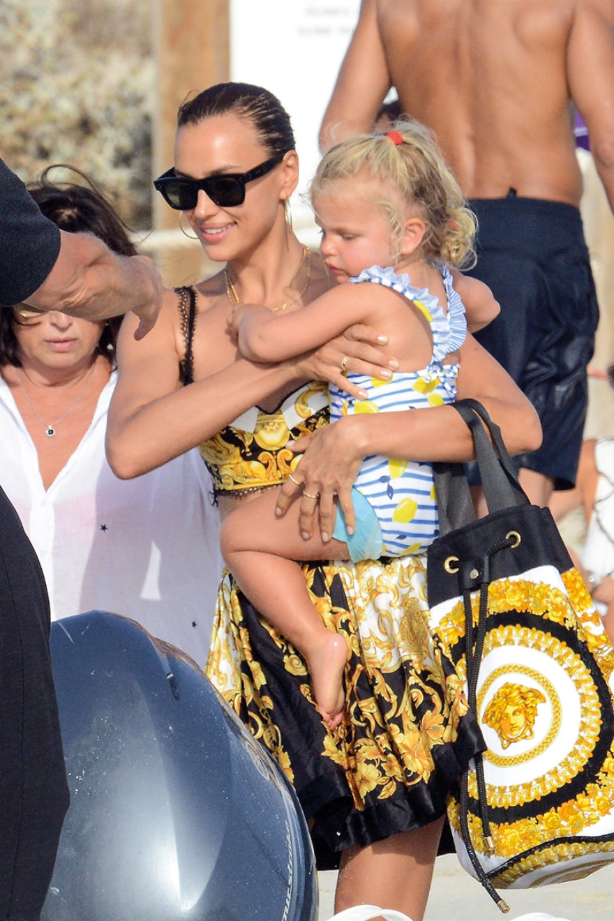 Top Models εν πλω: Viva la vida!