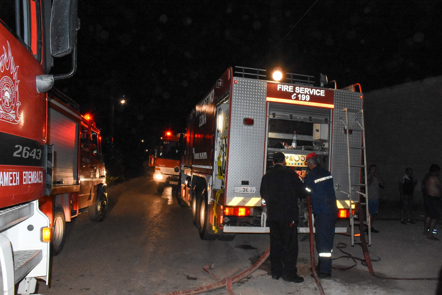 Φωτιά σε διώροφη κατοικία στο Ναύπλιο