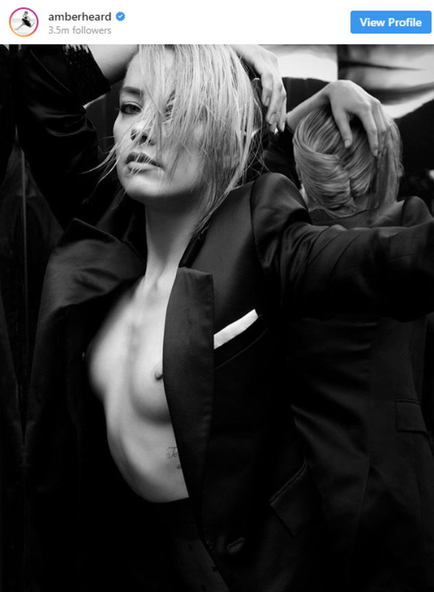 Η Αμπερ Χερντ αποκάλυψε το στήθος της στο Instagram