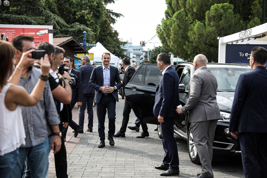 Στην ΔΕΘ ο Μητσοτάκης: Η βόλτα στα περίπτερα και η επίδειξη από στελέχη των Ενόπλων Δυνάμεων  