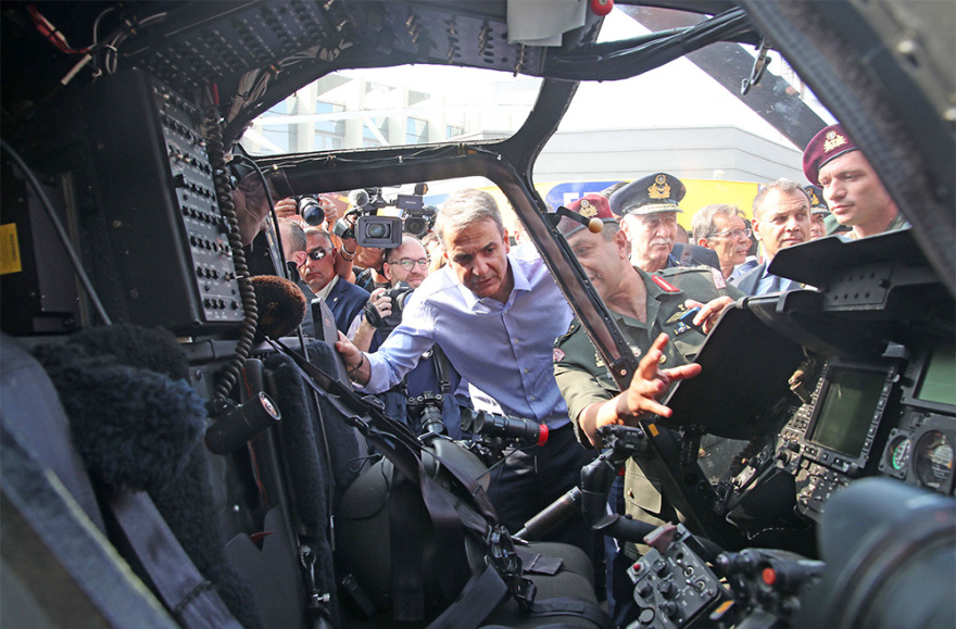 Ο Μητσοτάκης στην ΔΕΘ: H επίδειξη από τις ειδικές δυνάμεις, το «Paradise City», ο ΠΑΟΚ, ο Αρης και ο Ηρακλής