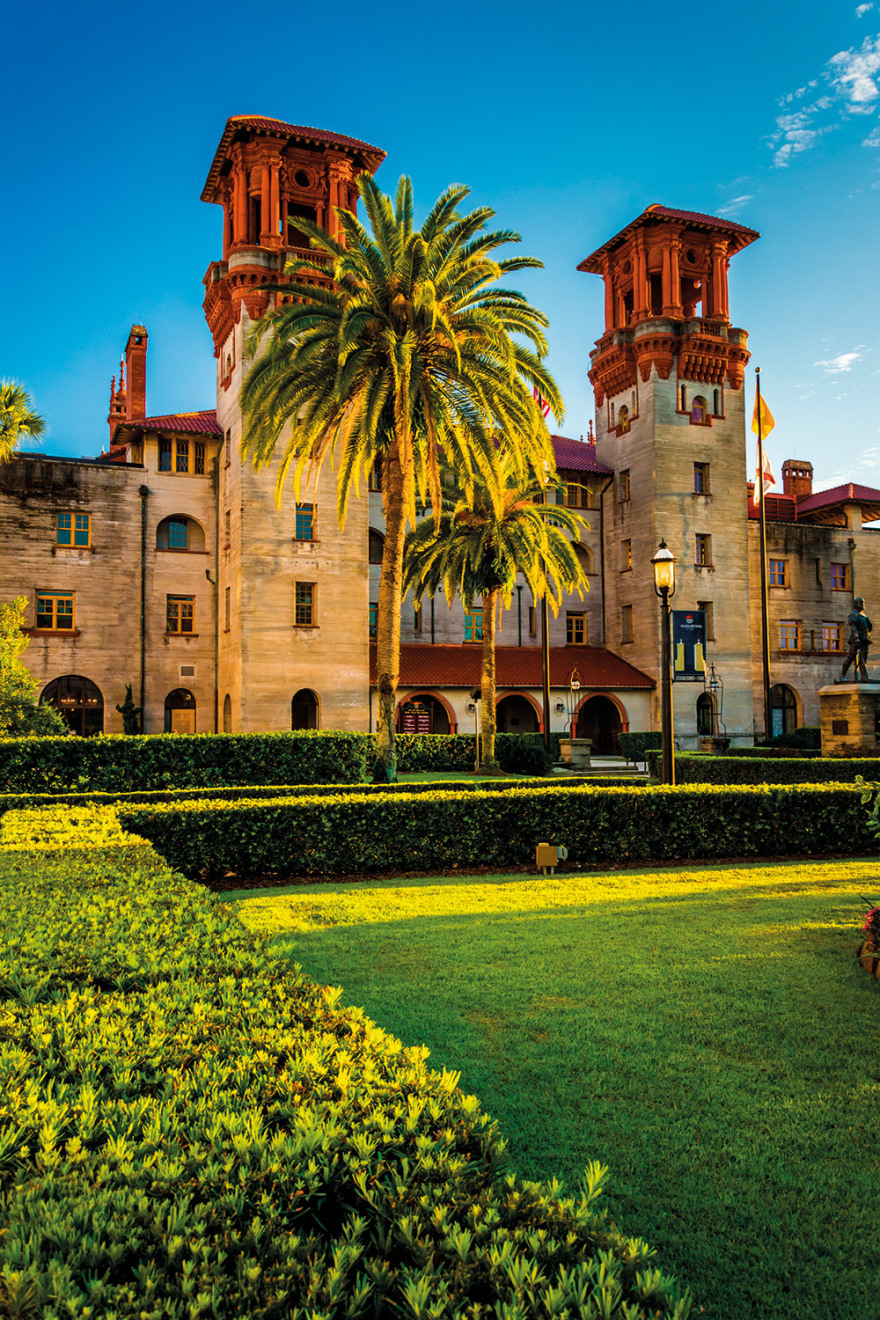 Κολέγια πέντε αστέρων