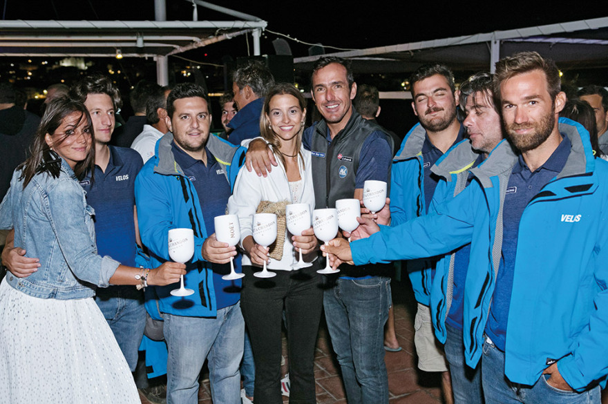 Ιστιοπλοϊκές κόντρες στο νησί των εφοπλιστών