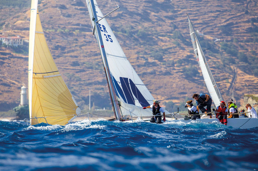 Ιστιοπλοϊκές κόντρες στο νησί των εφοπλιστών