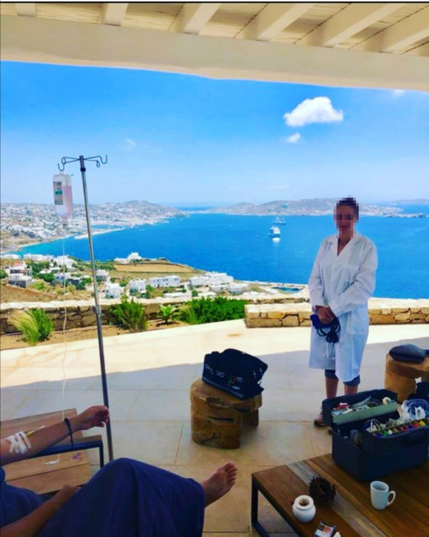 Μύκονος: Πουλούσαν 1.000 ευρώ «μαύρα» την οροθεραπεία - Και γιατροί του ΕΣΥ στο κόλπο