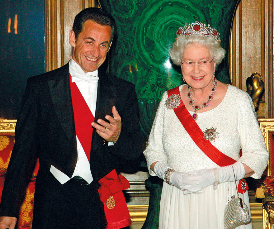 Βασιλικά κοσμήματα αμύθητης αξίας: Τα Διαμάντια του Στέμματος