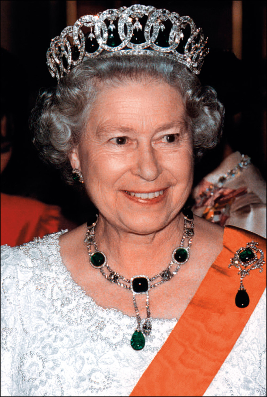 Βασιλικά κοσμήματα αμύθητης αξίας: Τα Διαμάντια του Στέμματος