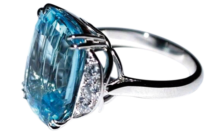 Βασιλικά κοσμήματα αμύθητης αξίας: Τα Διαμάντια του Στέμματος