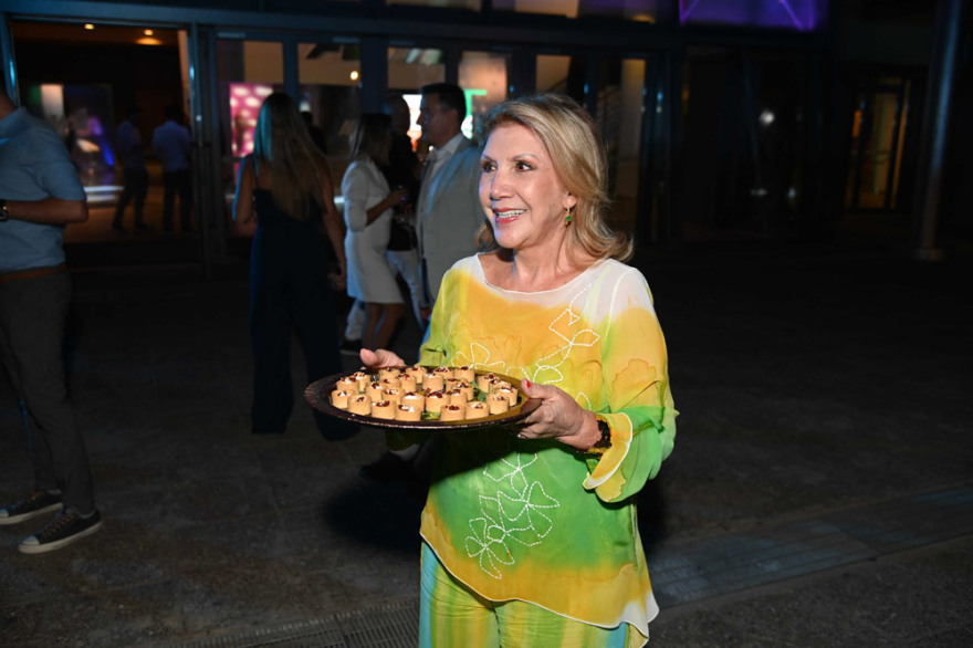 Η «μπαργούμαν» Φαίη Σκορδά και ο «παρκαδόρος» Γιώργος Παπαδάκης