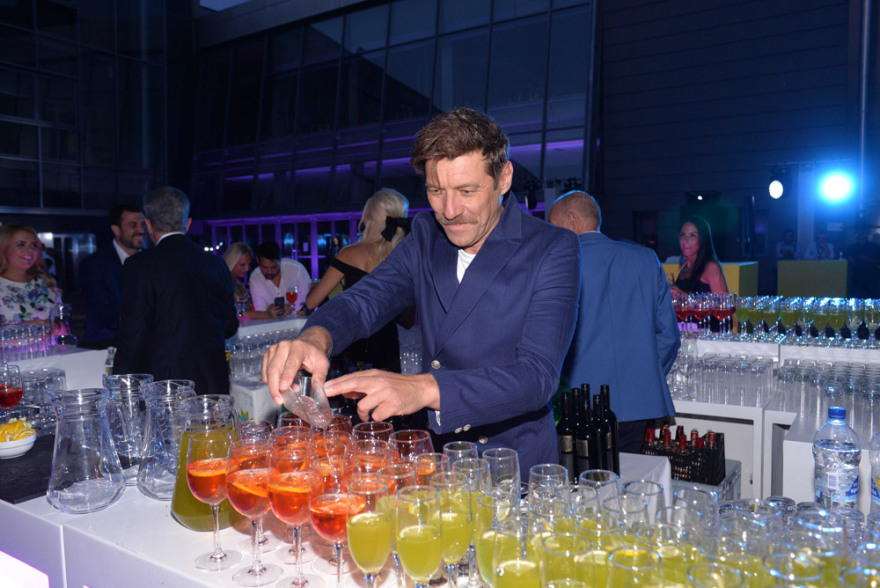 Η «μπαργούμαν» Φαίη Σκορδά και ο «παρκαδόρος» Γιώργος Παπαδάκης