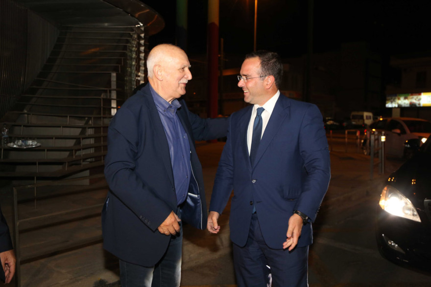 Η «μπαργούμαν» Φαίη Σκορδά και ο «παρκαδόρος» Γιώργος Παπαδάκης