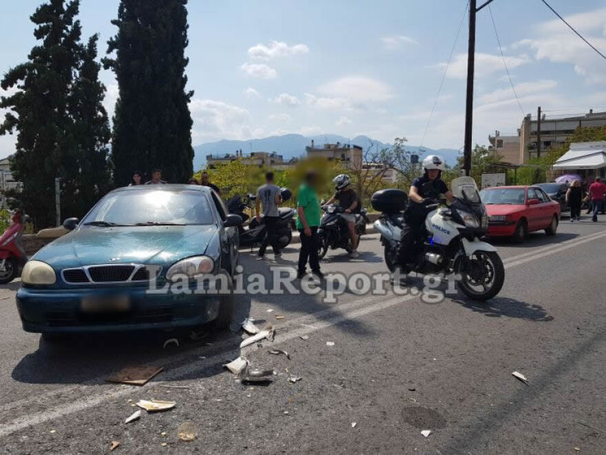 Σοβαρό τροχαίο στη Λαμία - Βαριά τραυματισμένος ντελιβεράς 