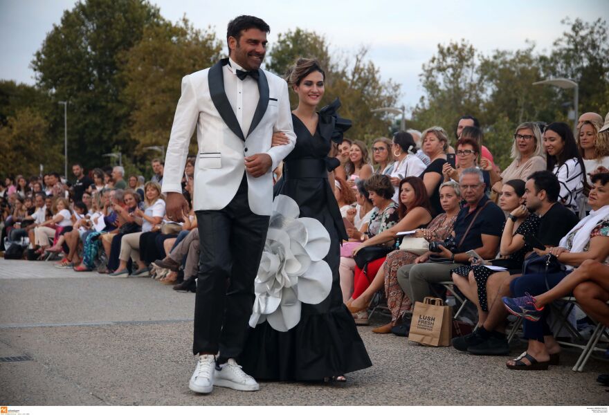 Επίδειξη μόδας με ρούχα από ανακυκλώσιμα υλικά στη Θεσσαλονίκη