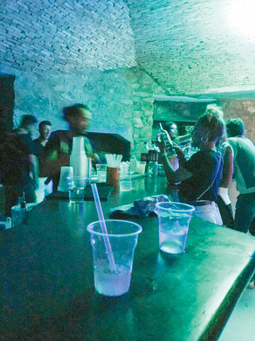 Μύκονος: Και ο...  Αλ Τζαζίρα  στη Βίλα Χουανίτα 