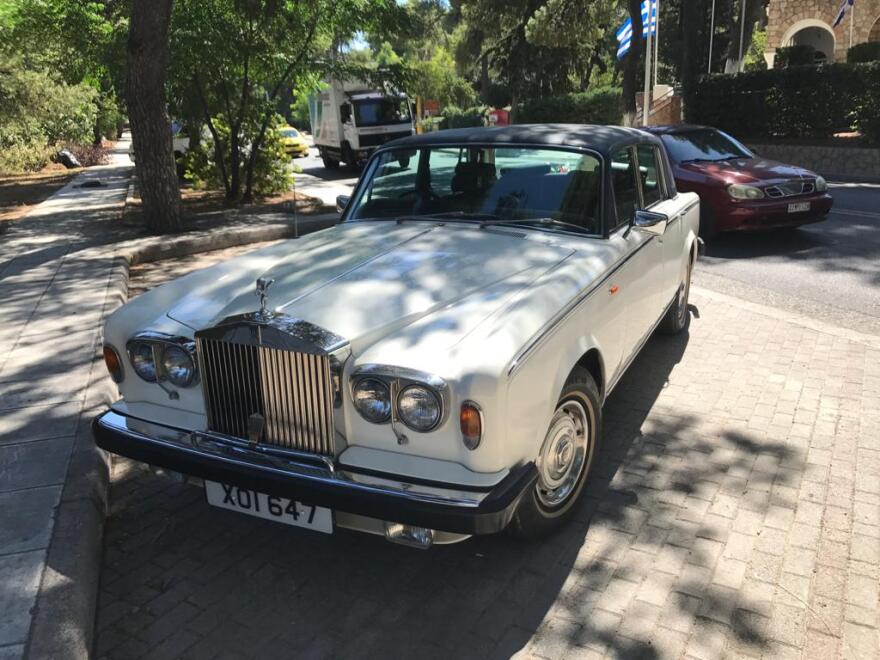 Classic Car Sunday: Τέσσερα εκατομμύρια ευρώ στον... πεζόδρομο