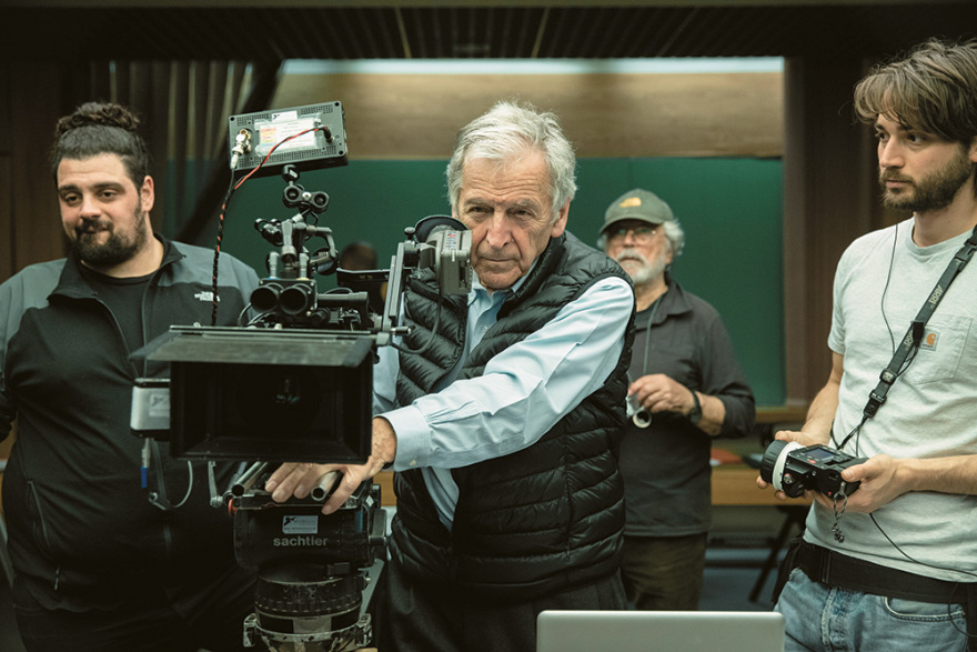 O «Βαρουφάκης» Χρήστος Λούλης ξεκαθαρίζει: Είμαι απέναντι από τον Γιάνη και από τον Τσίπρα