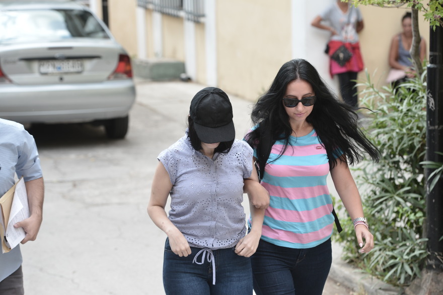 Εγκατάλειψη βρέφους στη Νέα Ιωνία: Στα δικαστήρια η 19χρονη - «Δεν ήξερα τι έκανα, έχω επιλόχειο κατάθλιψη»