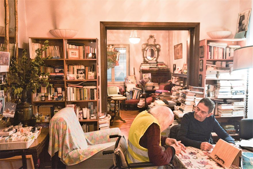 Η τελευταία συνέντευξη του Νάνου Βαλαωρίτη στον Δημήτρη Δανίκα