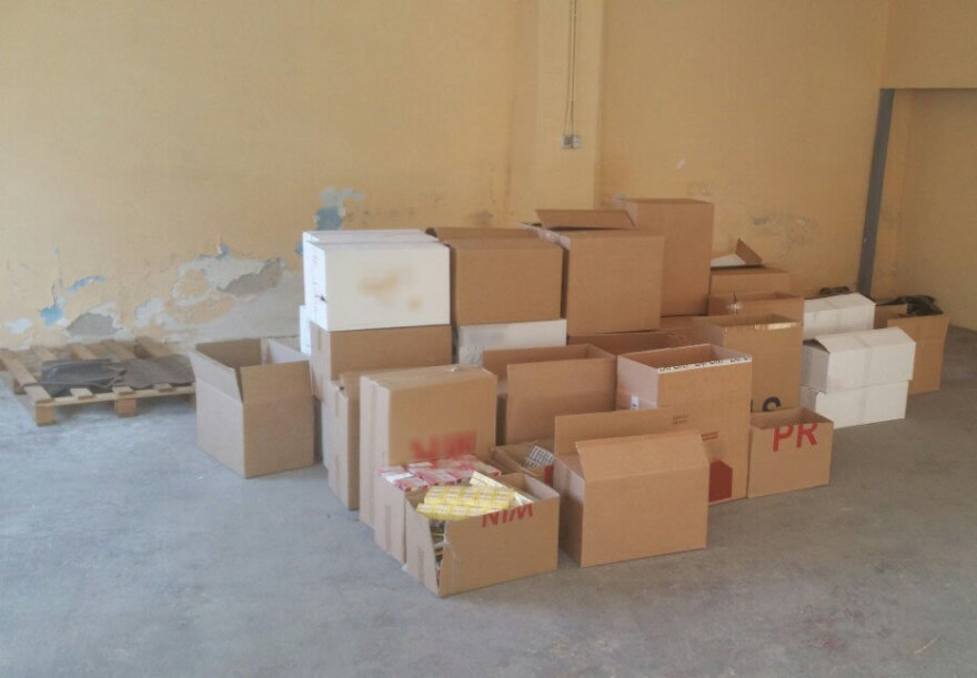 Χειροπέδες στον νο1 προμηθευτή λαθραίων τσιγάρων στην ΑΣΟΕΕ