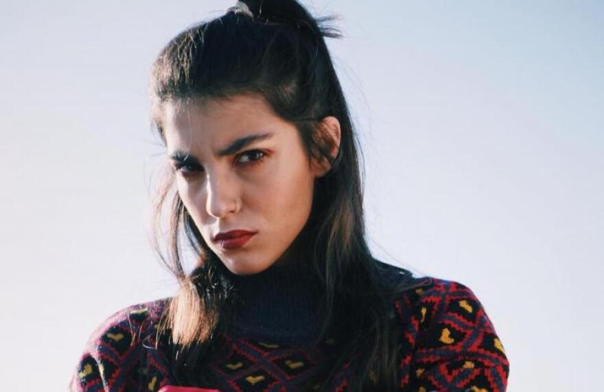 Γνωστή youtuber κατά Καλίδη: Πρέπει να ανοίξουμε τα μάτια σε ανθρώπους σαν τον Πάνο