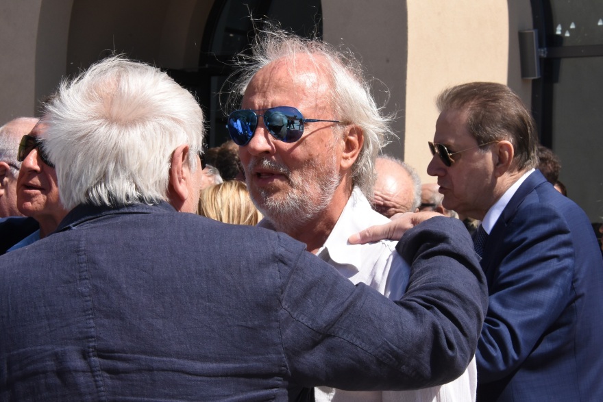 Δημήτρης Ρίζος: Οικογένεια, φίλοι και συνεργάτες στο «τελευταίο αντίο»