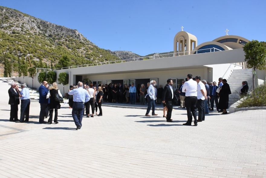 Δημήτρης Ρίζος: Οικογένεια, φίλοι και συνεργάτες στο «τελευταίο αντίο»