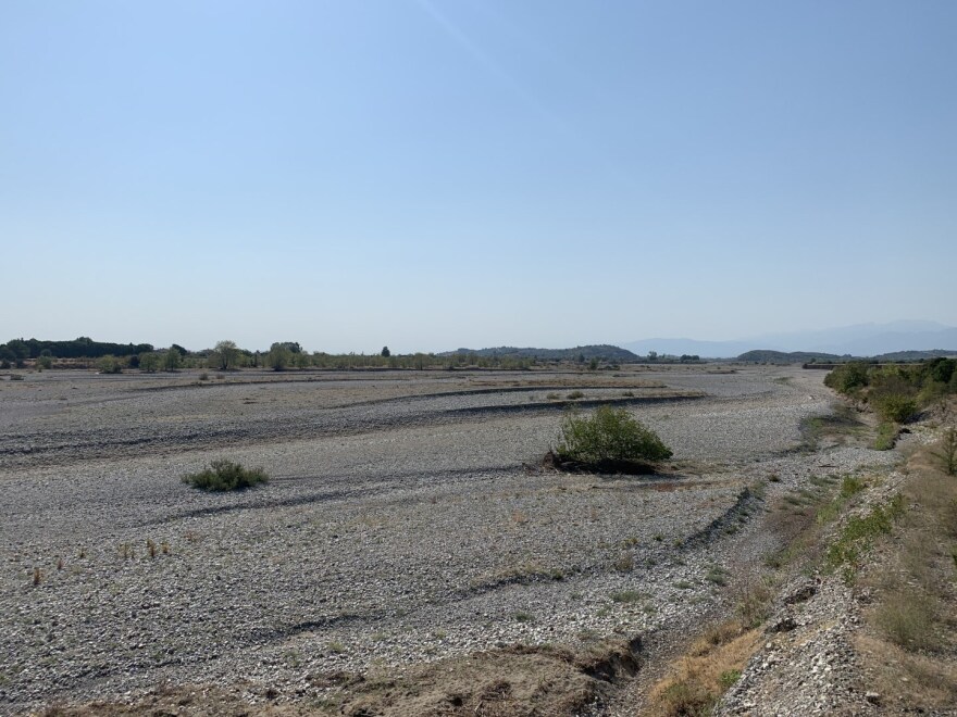 Χωρίς νερό τα ποτάμια των Τρικάλων