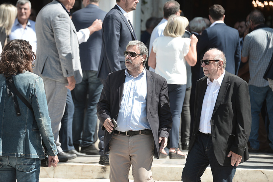 Το τελευταίο «αντίο» στον Αντώνη Λιβάνη 