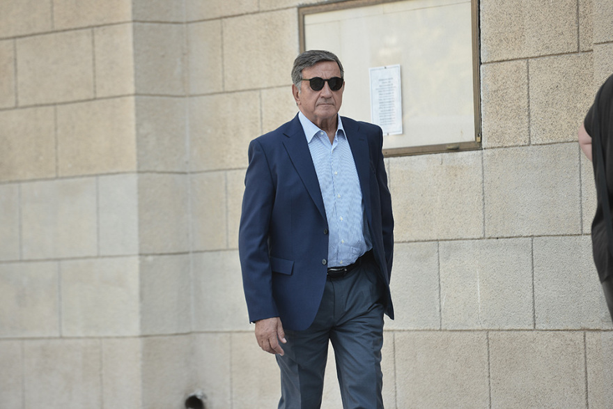 Το τελευταίο «αντίο» στον Αντώνη Λιβάνη 