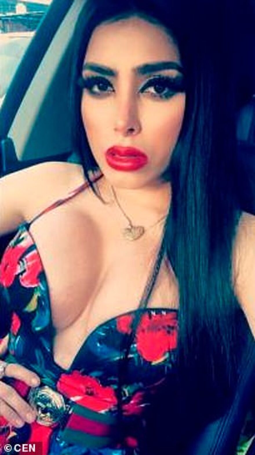 Μυστήριο με τον θάνατο της σέξι δολοφόνου του καρτέλ του Ελ Τσάπο