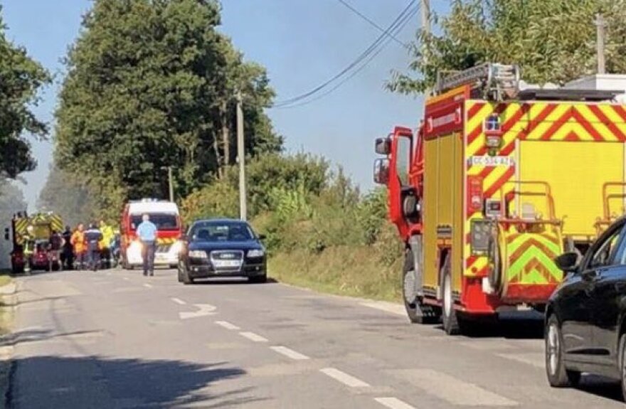 Βελγικό F-16 συνετρίβη στη Γαλλία - Ο πιλότος «πιάστηκε» σε καλώδια υψηλής τάσης