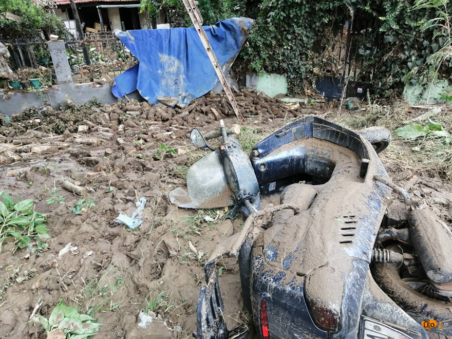 Κακοκαιρία στη Θεσσαλονίκη: Εικόνες καταστροφής - Δρόμοι «ποτάμια» και πλημμυρισμένα σπίτια