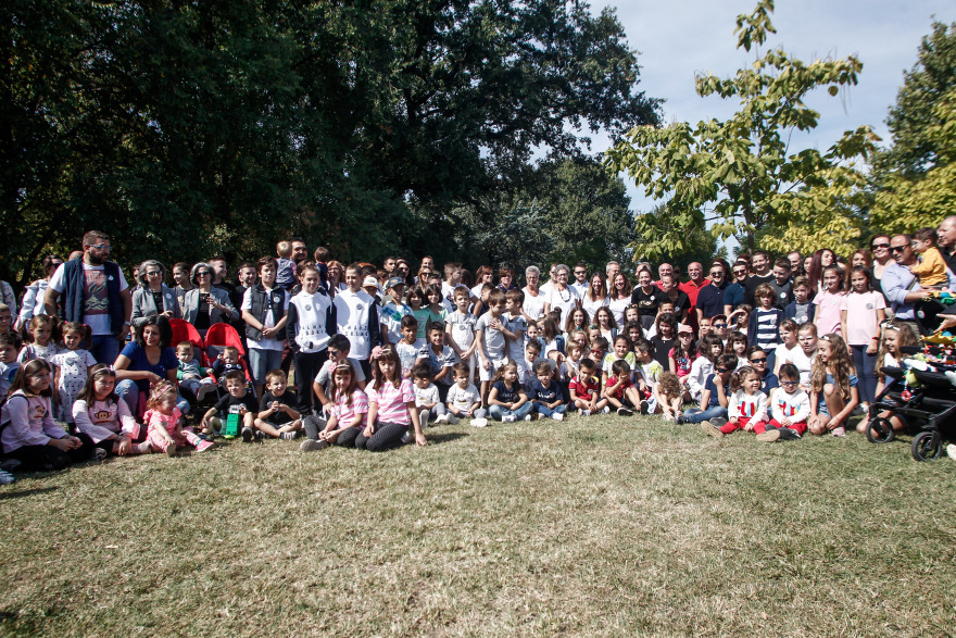 Τρίκαλα: 1η Πανελλήνια Συνάντηση Διδύμων (φωτογραφίες)