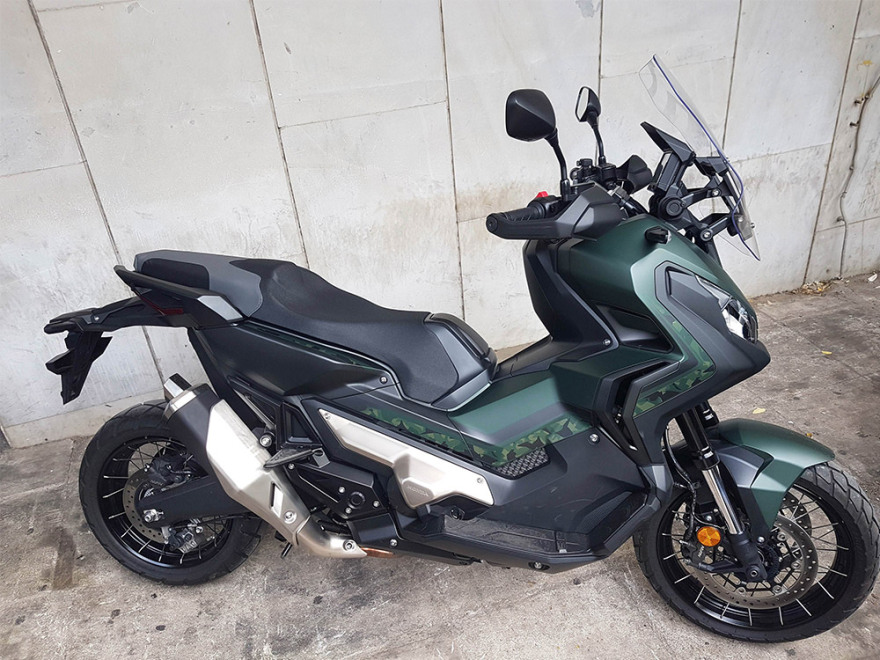 Αλβανός είχε στήσει μεγάλο «ροζ» κύκλωμα με τη σύζυγό του