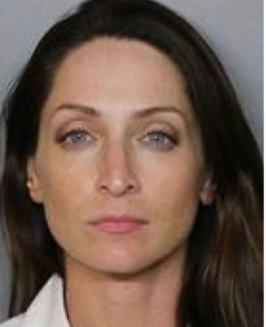 Φλόριντα: Στη φυλακή 41χρονη δασκάλα χορού που πιάστηκε γυμνή στο κρεβάτι με 15χρονη