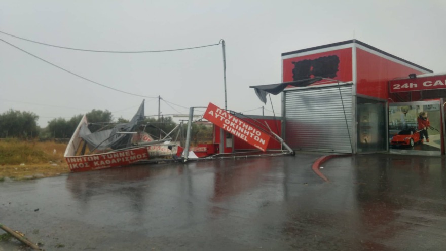 Κακοκαιρία: Δύο νεκροί από κεραυνούς - Καταστροφές σε Ηλεία, Μεσσηνία, Κεφαλονιά