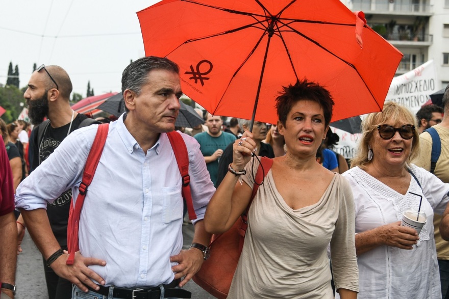 Τσακαλώτος, Αννέτα Καββαδία και Ραλλία Χρηστίδου στην συγκέντρωση των εργαζομένων