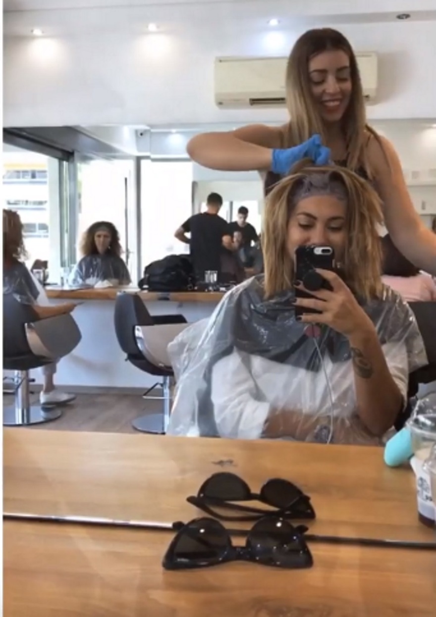 Ευρυδίκη Βαλαβάνη- Κώστας Κοκκινάκης: Μαζί στο κομμωτήριο 