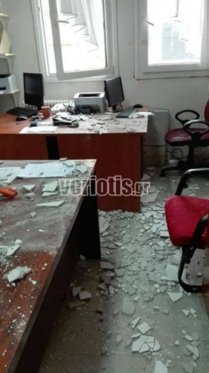 Νοσοκομείο Βέροιας: Έπεσαν σοβάδες πάνω σε γιατρούς!