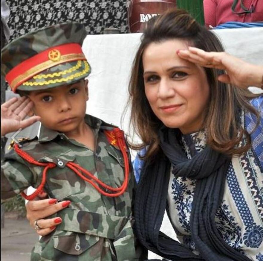 Πακιστανή πολιτικός «στάζει μέλι» για τον Ερντογάν στο Twitter: «Τι ηγέτης!»