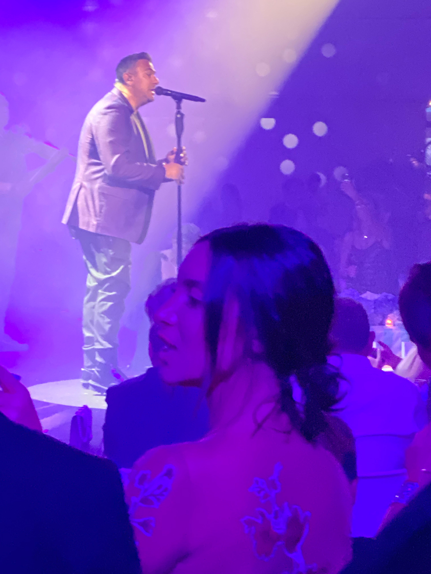 Αντώνης Ρέμος: Glam νύχτα στο Μονακό