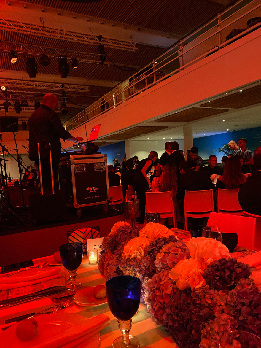 Αντώνης Ρέμος: Glam νύχτα στο Μονακό