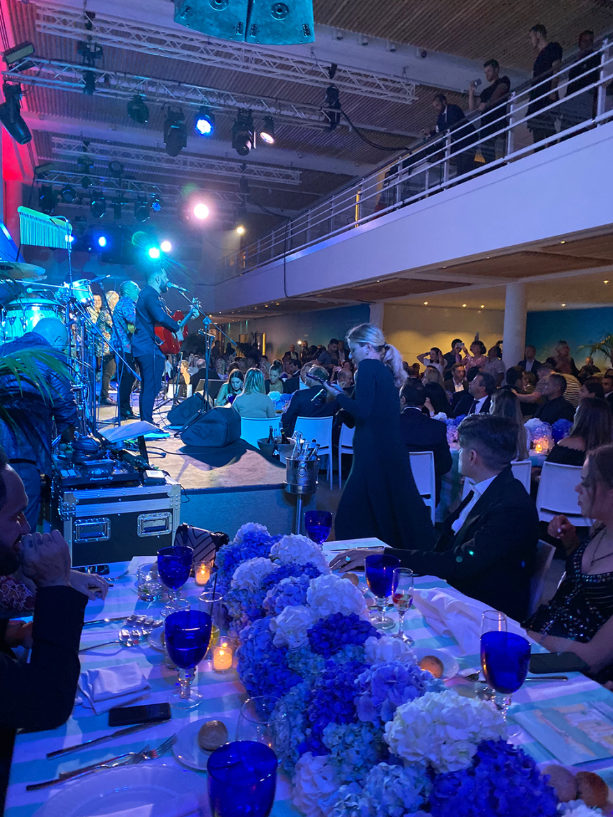 Αντώνης Ρέμος: Glam νύχτα στο Μονακό