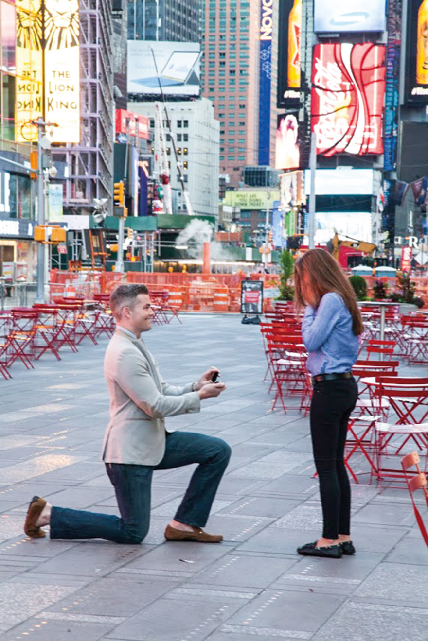 Αιμιλία Μπεχράκη - Ράιαν Σέρχαντ: Α million dollar couple