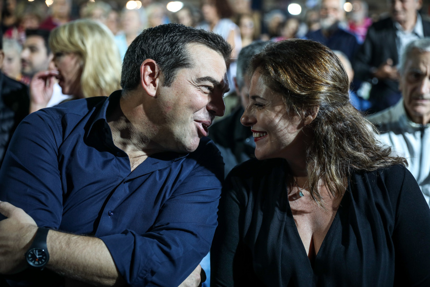ΣΥΡΙΖΑ: Ο Τσίπρας θέλει «νέο ΠΑΣΟΚ με οικολογία» και ψάχνει νέα μέλη