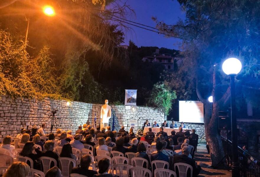 Παυλόπουλος από Καρύταινα: Χρέος μου να προστατεύω την ανεξαρτησία της Δικαιοσύνης - Μας εμπνέει το έργο του Δημητρακόπουλου