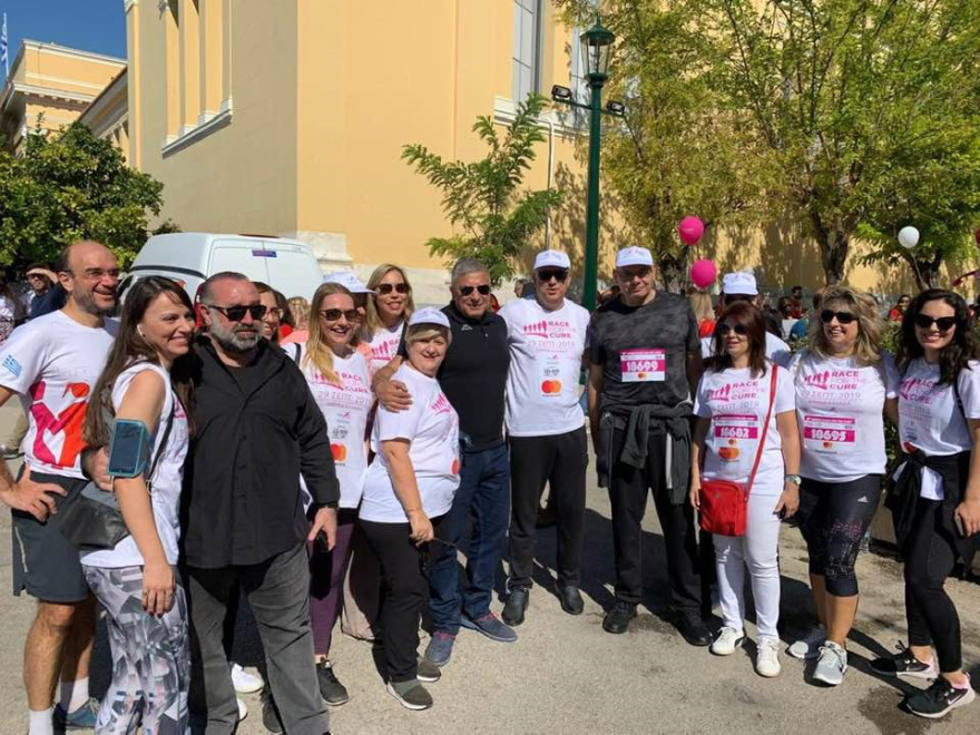 Φωτογραφίες: Πάνω από 36.000 δρομείς έτρεξαν ενάντια στον καρκίνο του μαστού