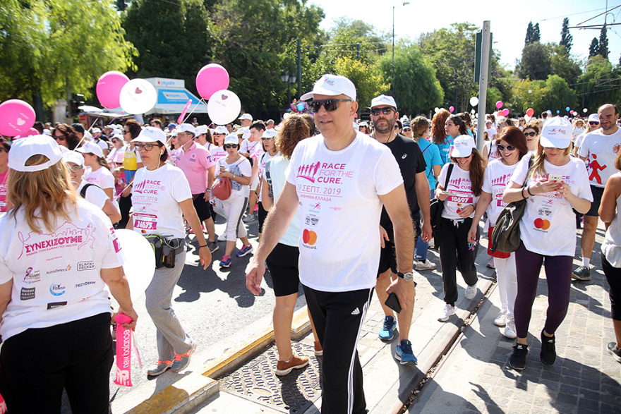 Φωτογραφίες: Πάνω από 36.000 δρομείς έτρεξαν ενάντια στον καρκίνο του μαστού