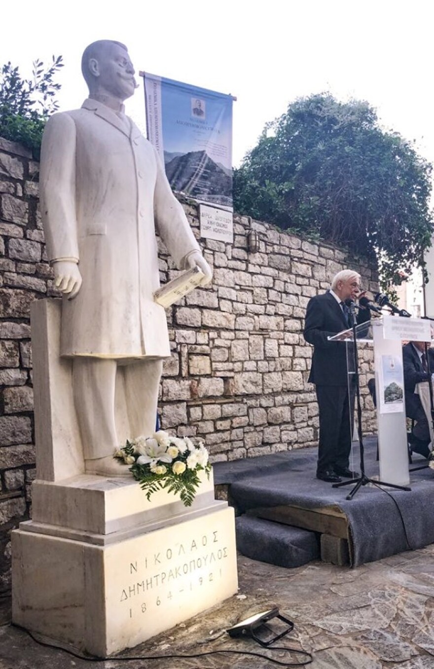 Παυλόπουλος από Καρύταινα: Χρέος μου να προστατεύω την ανεξαρτησία της Δικαιοσύνης - Μας εμπνέει το έργο του Δημητρακόπουλου